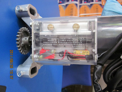 拉力強勁靜音單相異步遙控電動卷門機 電動卷簾門電機600Kg - 拉力強勁靜音單相異步遙控電動卷門機 電動卷簾門電機600Kg廠家 - 拉力強勁靜音單相異步遙控電動卷門機 電動卷簾門電機600Kg價格 - 佛山市禪城區(qū)三元門控設備經營部 - 